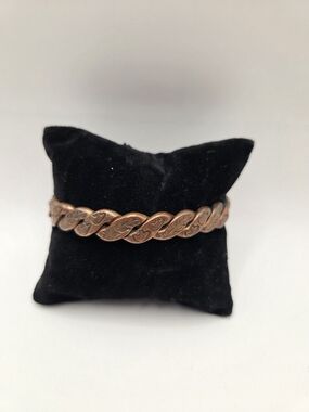 1579. Copper Cuff Bracelet